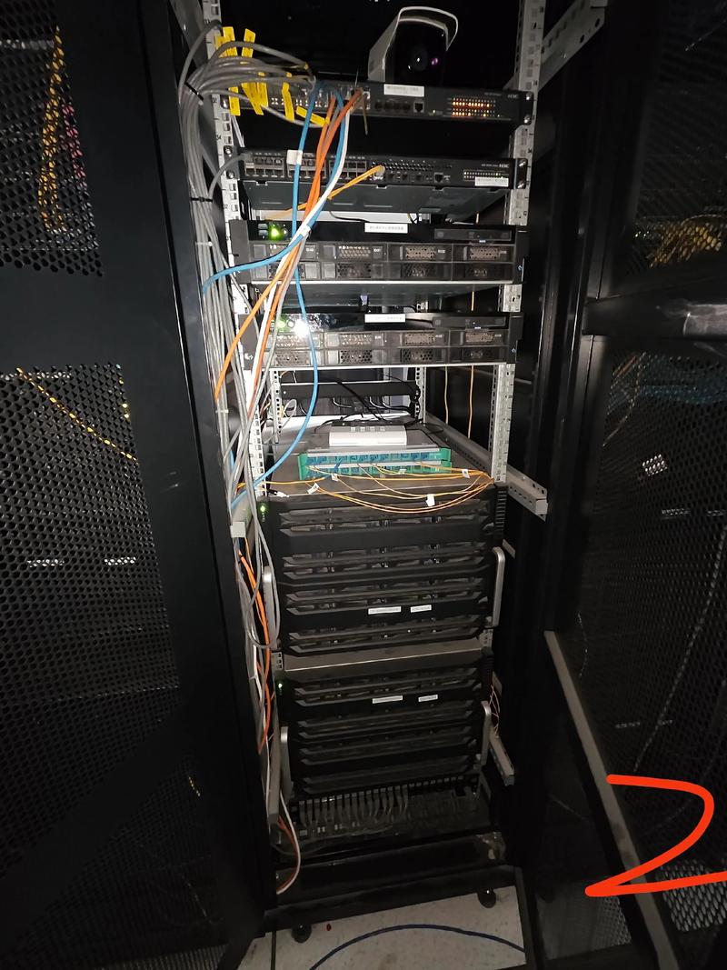 机房搬迁策略与实践 从一层普通机房到二层核心机房的智能化升级